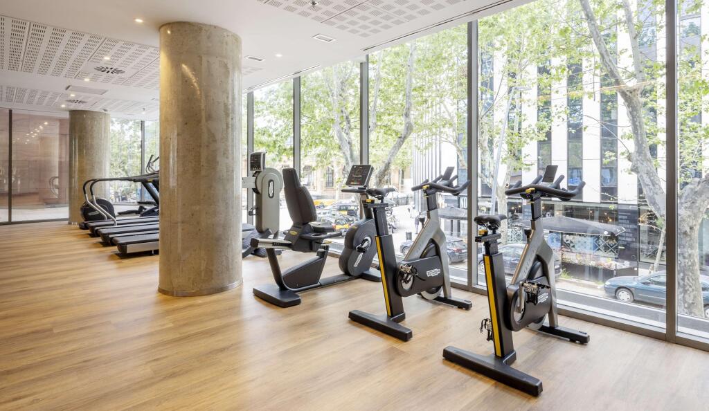 Hotel ILUNION Barcelona picture