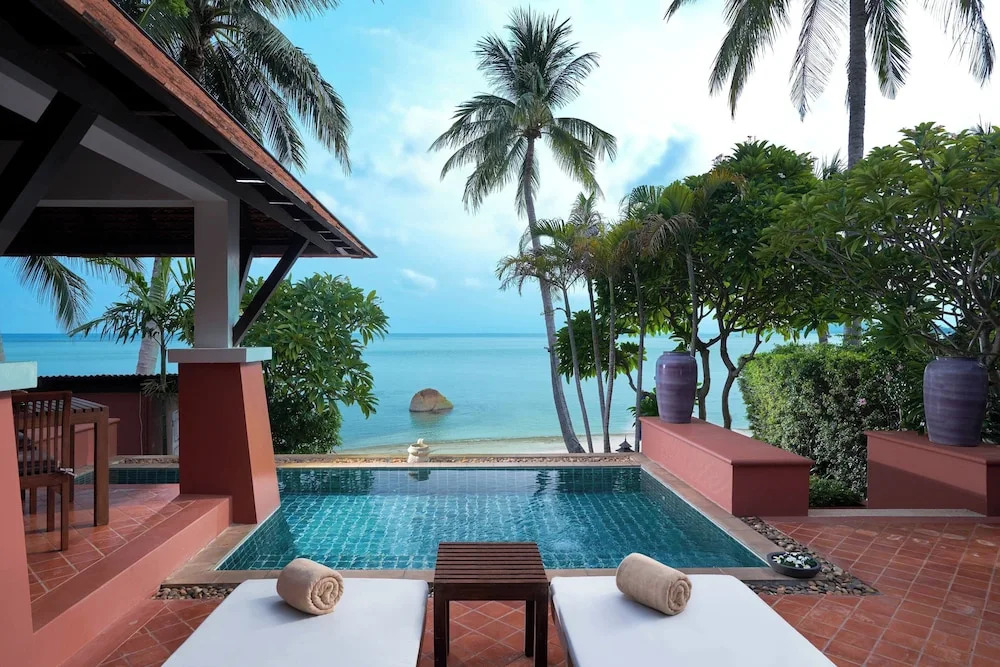 Семейный люкс с 2 комнатами seafront двуспальная кровать в Renaissance Koh Samui Resort & Spa
