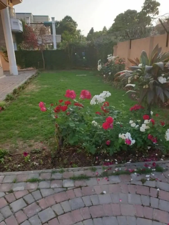 Royal Villa Guest House