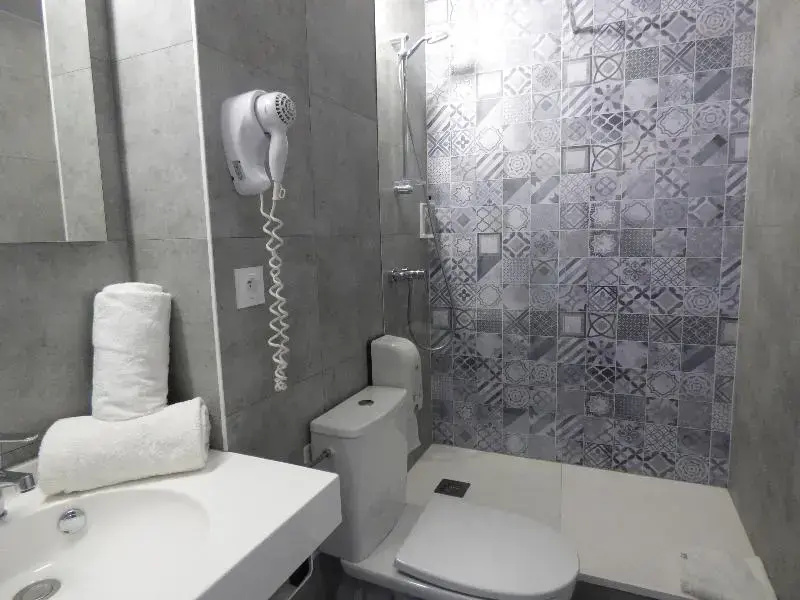 Comfort room