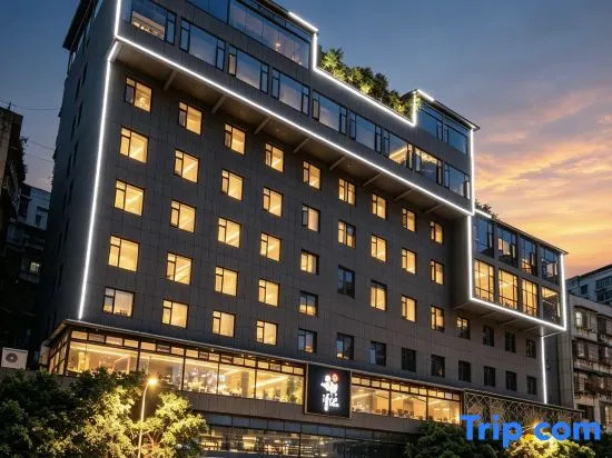 Higher Boutique Hltel