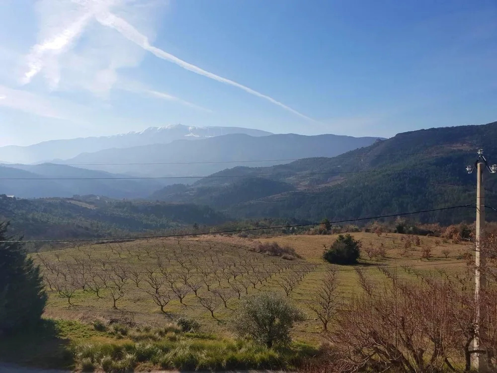 House With 3 Bedrooms in Buis-les-baronnies, With Wonderful Mountain View, Furnished Garden and Wifi