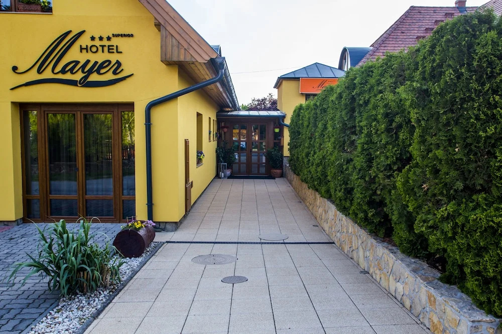 Hotel Mayer