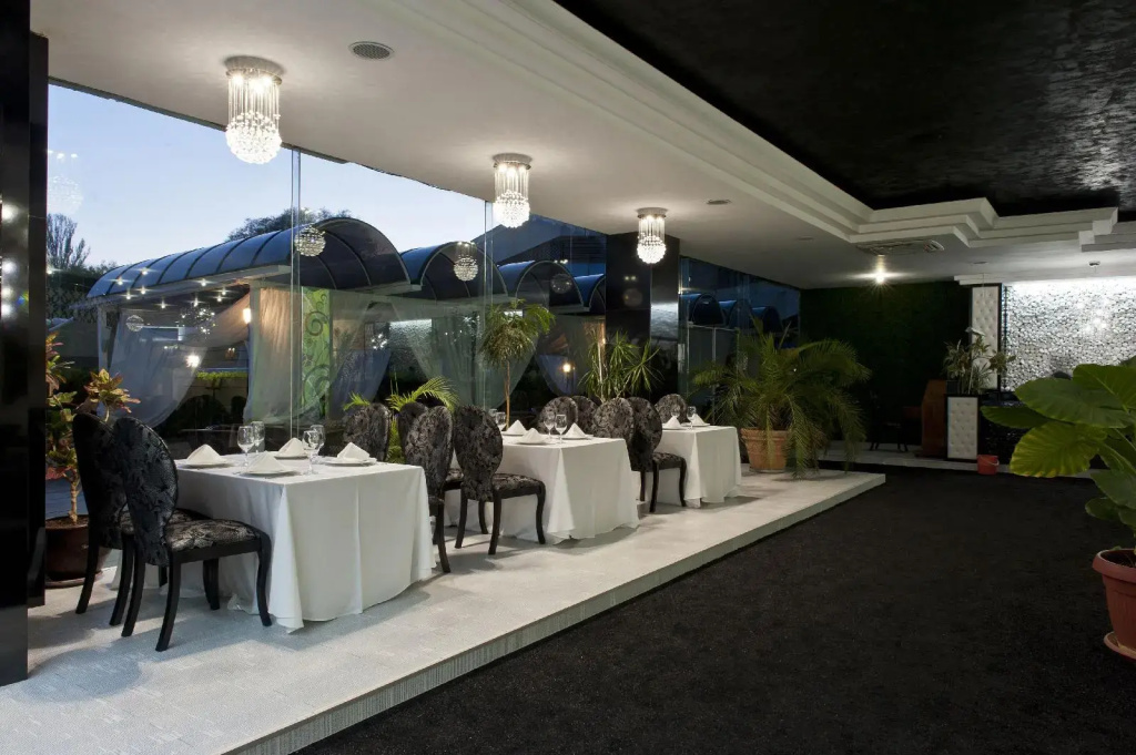 Hotel photo 18