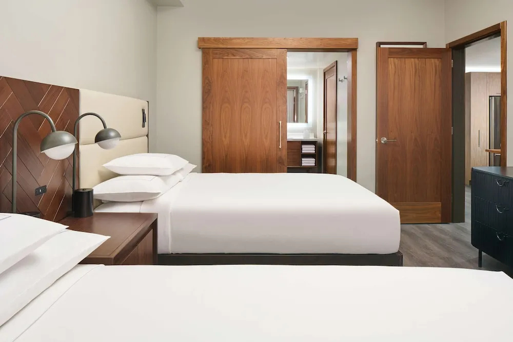 1 Bedroom Standard Quadruple room with view