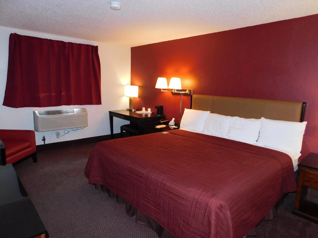Standard Double room (full double bed)