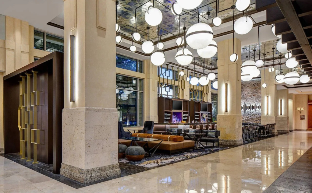 Lobby & Reception