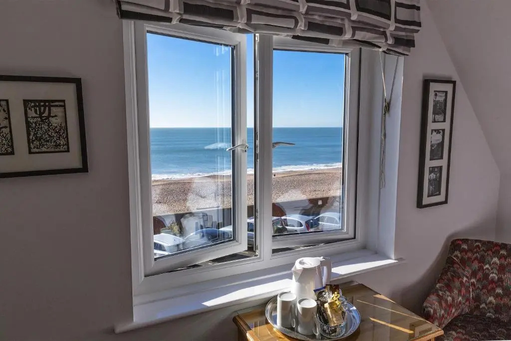 Standard Double room with sea view (full double bed)