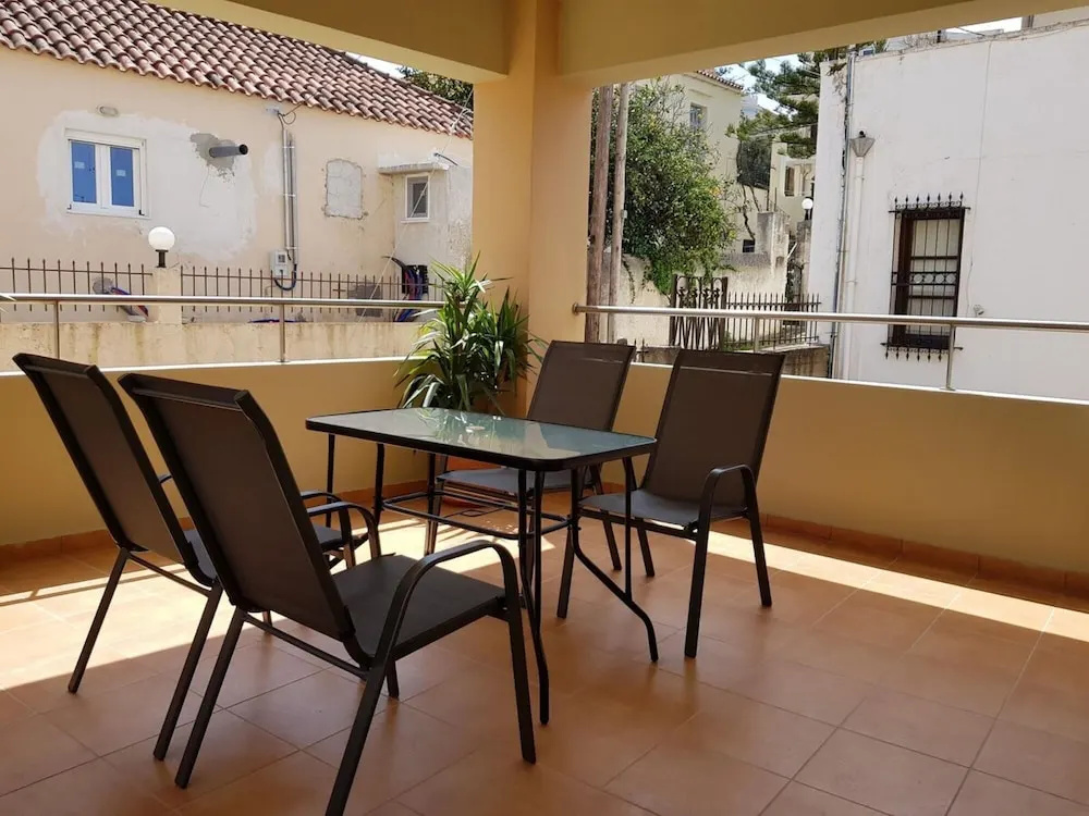 Ilia s Apt in Chania
