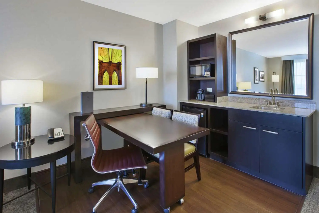 Embassy Suites Columbus-Airport - Chambres