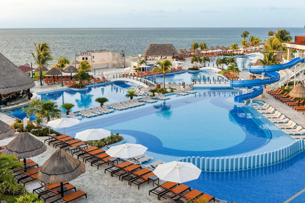Beach & Waterfront