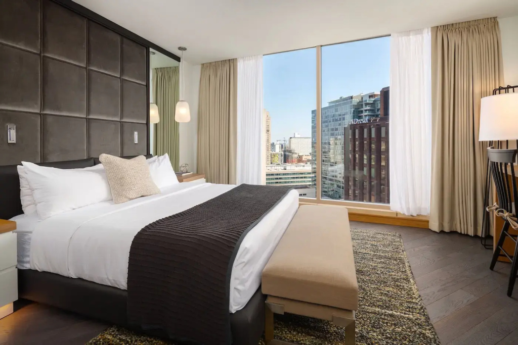 Premium Double Club Studio (full double bed)