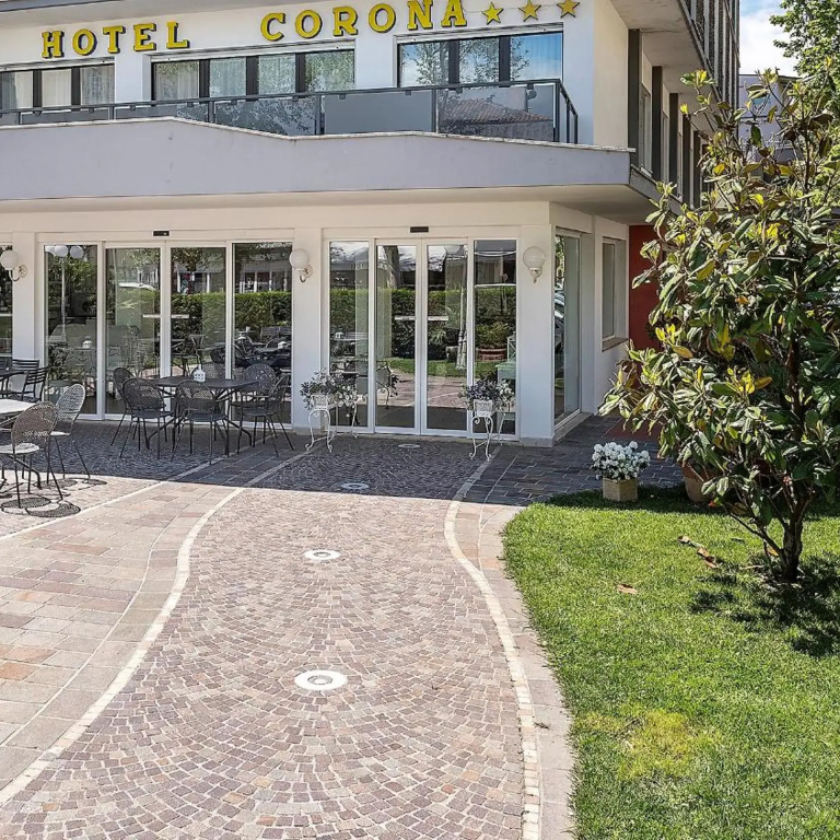 Hotel Corona