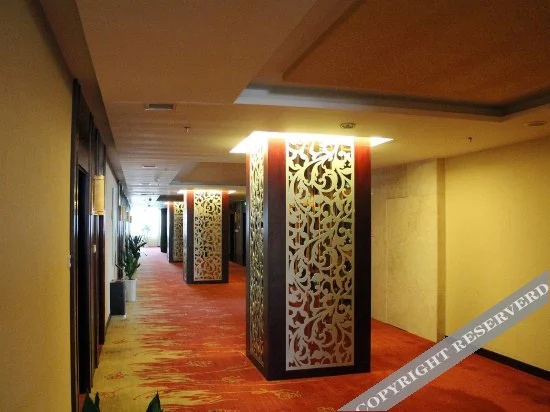 Shanfei Huizhan Center Hotel - фото 4