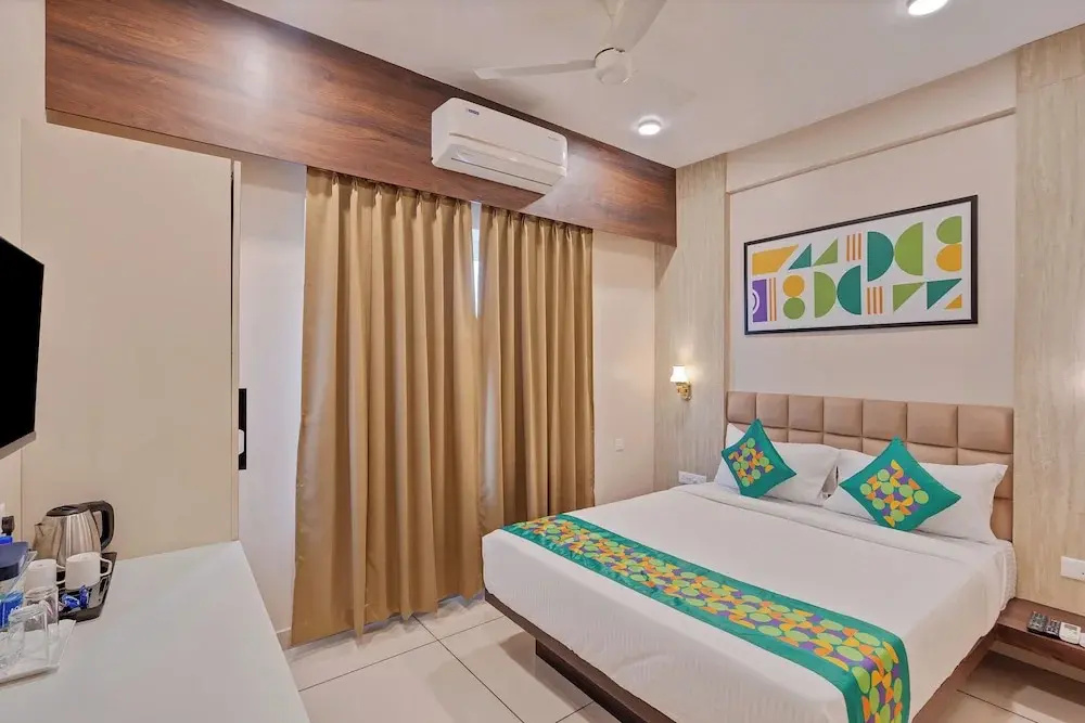 Standard Double room (full double bed)