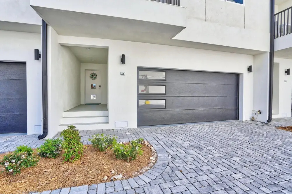 Azul Townhomes A5