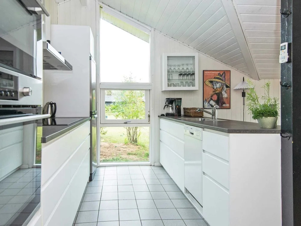 6 Person Holiday Home in Brovst - фото 13