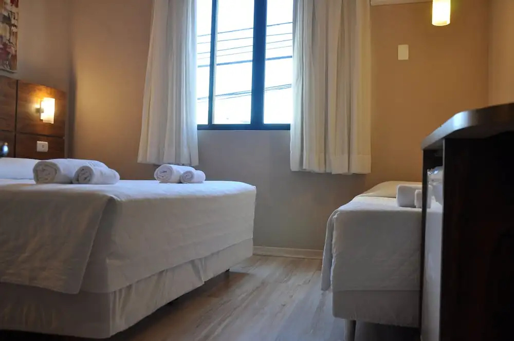 SJ Executive - San Juan Curitiba - Chambres