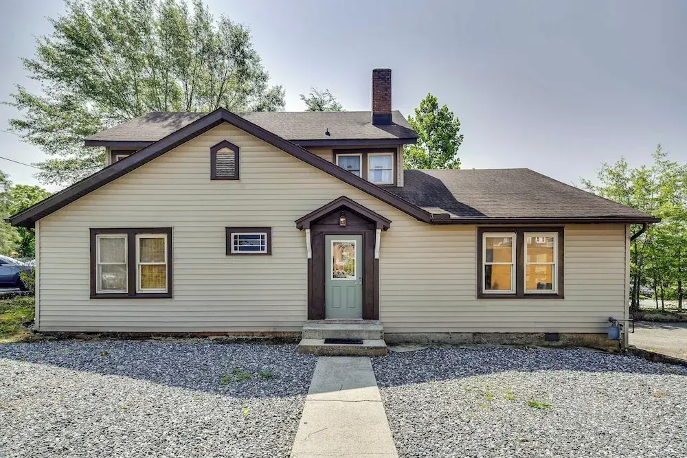 Cozy Brevard Vacation Rental: 1 Block to Main St