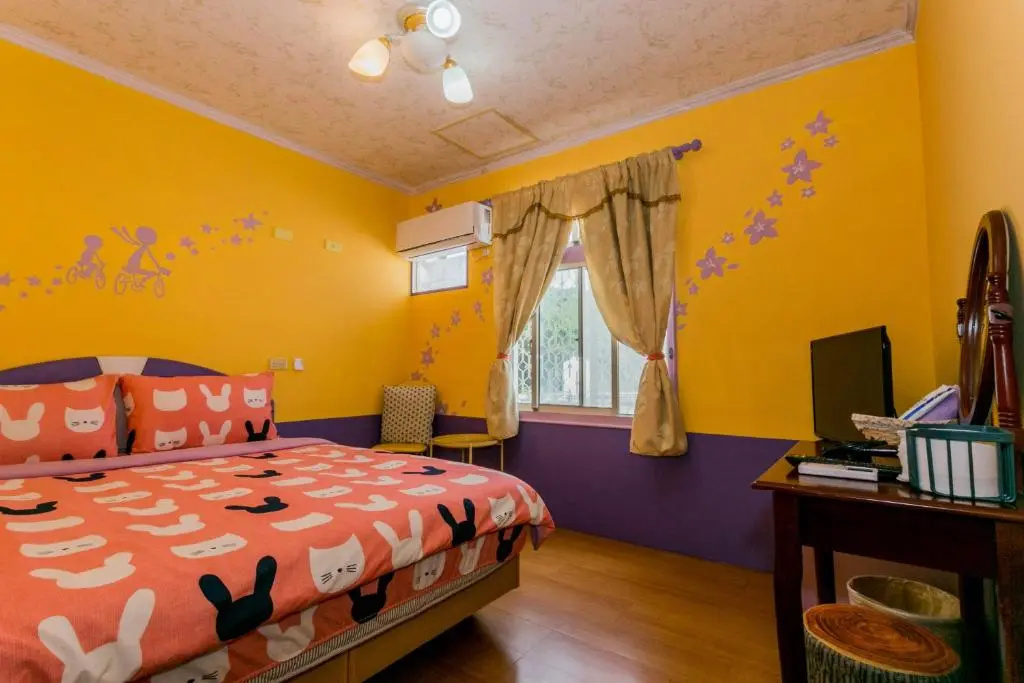 Standard Double room (full double bed)