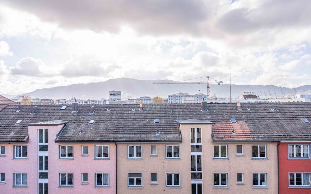 E-64 Duplex-3BDR apartment with Sky roof-Zurich West in Zurich