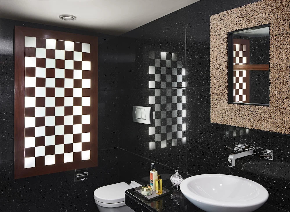 2 Bedrooms Luxury High Floor Suite (full double bed) (king size bed)