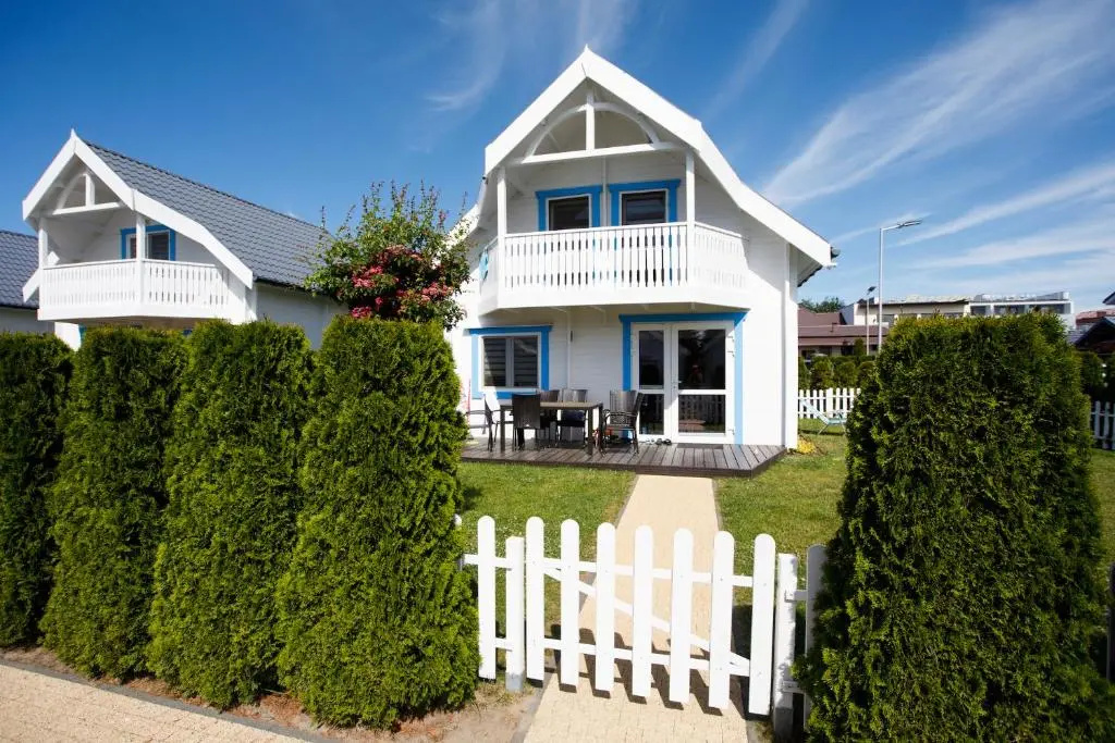2 Bedrooms Chalet