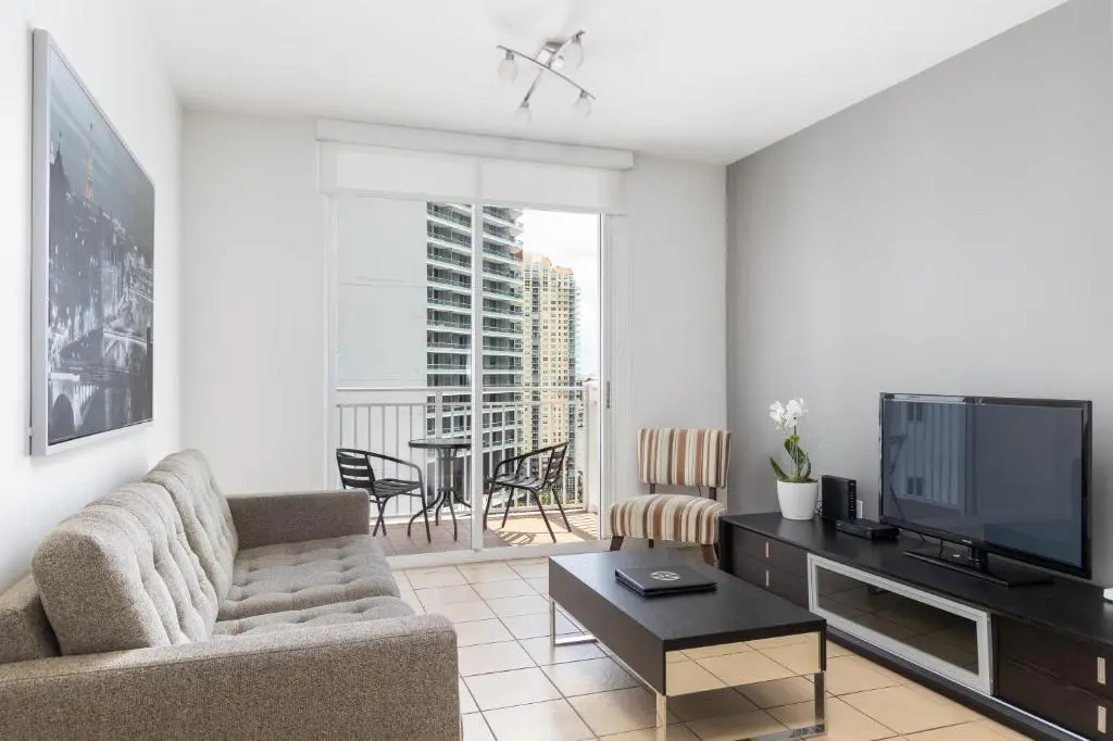 Fortune House Hotel Suites - Chambres