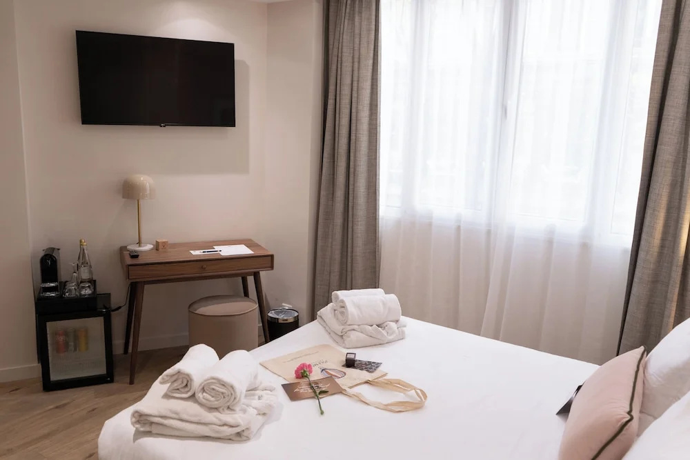 Hôtel Joli Môme 50