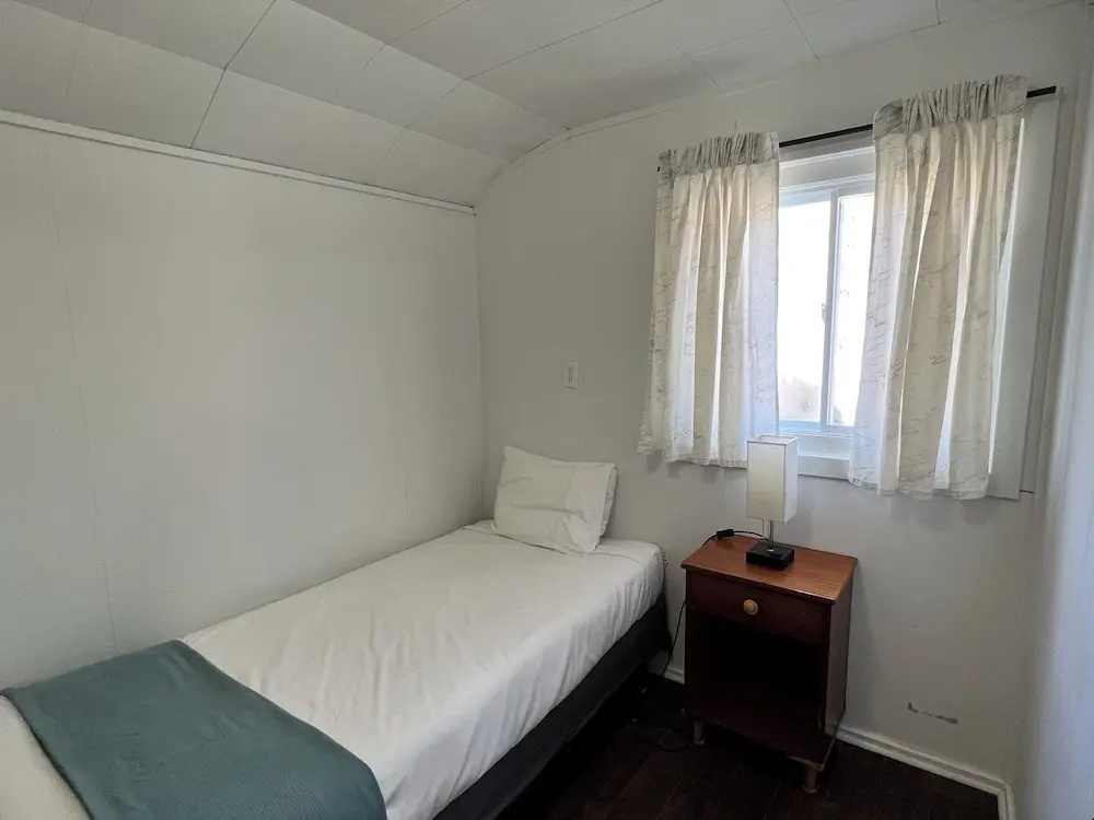 1 Bedroom Family Cottage with balcony