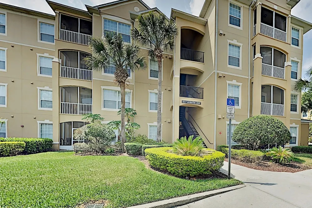 Family-friendly Windsor Hills - Near Disney! 3 Bedroom Condo