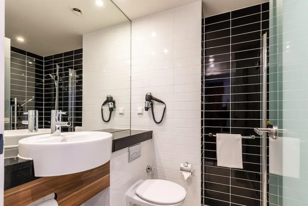 Premier Inn Frankfurt City Centre - Chambres