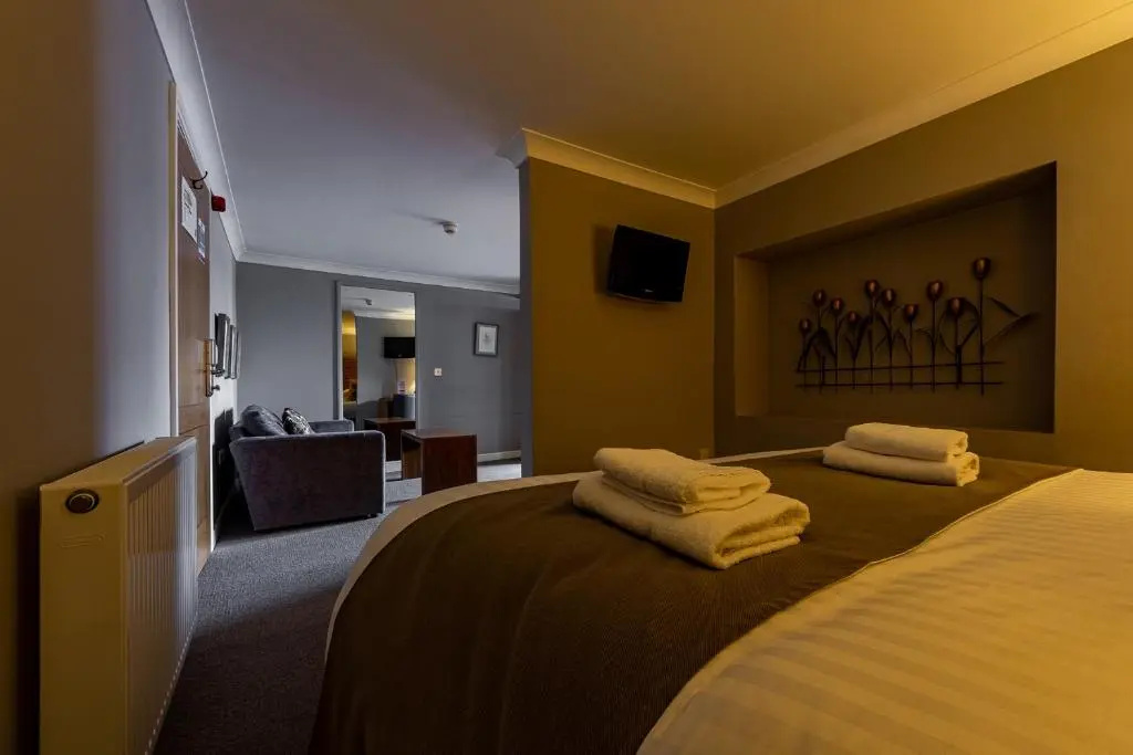 Deluxe Family room