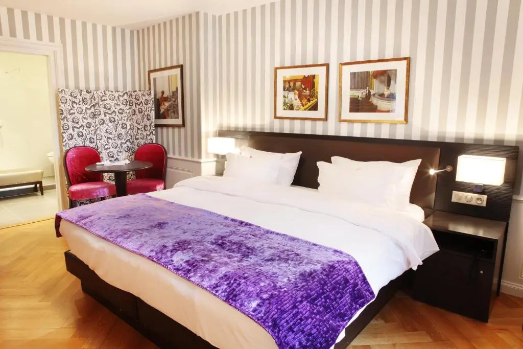 Superior Double room (full double bed)