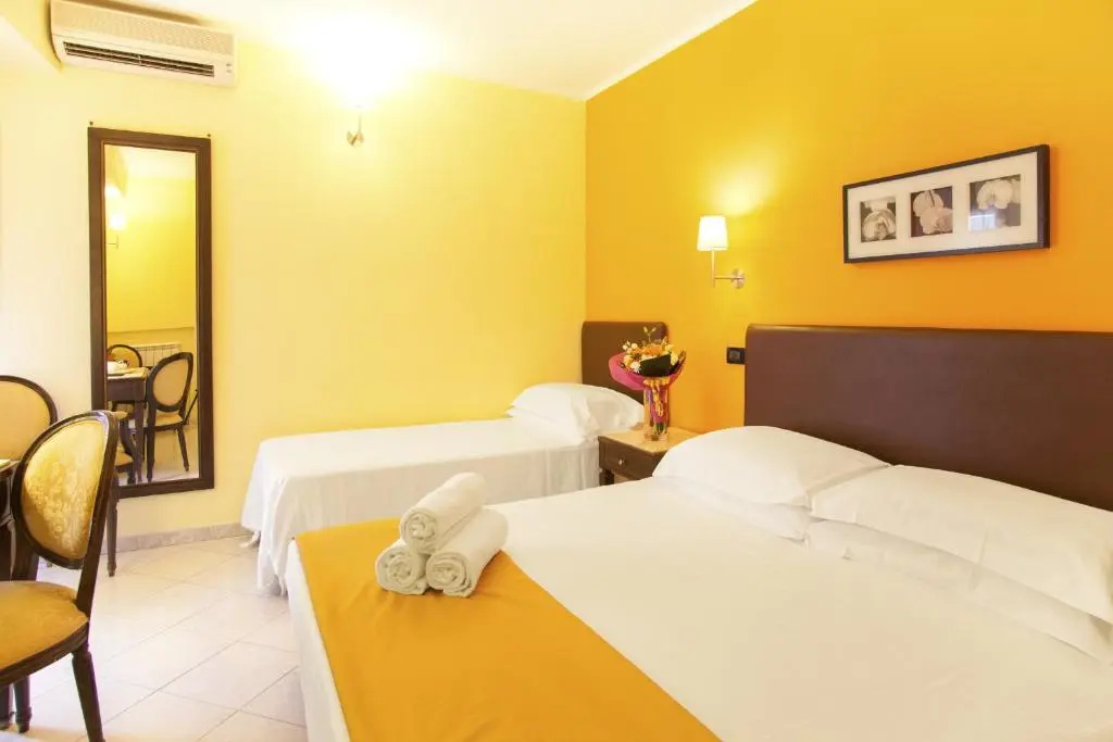 Triple room