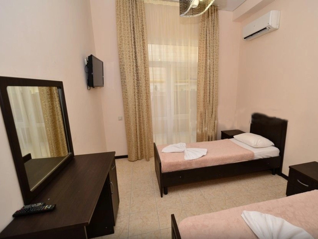 Hotel photo 1