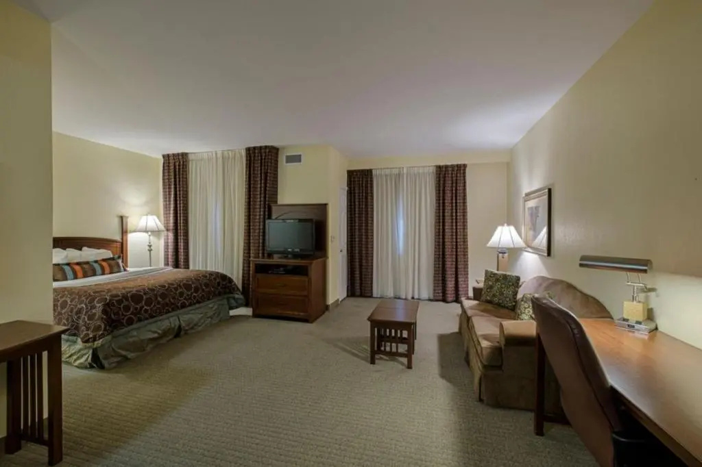 Staybridge Suites Harrisburg by IHG - Chambres