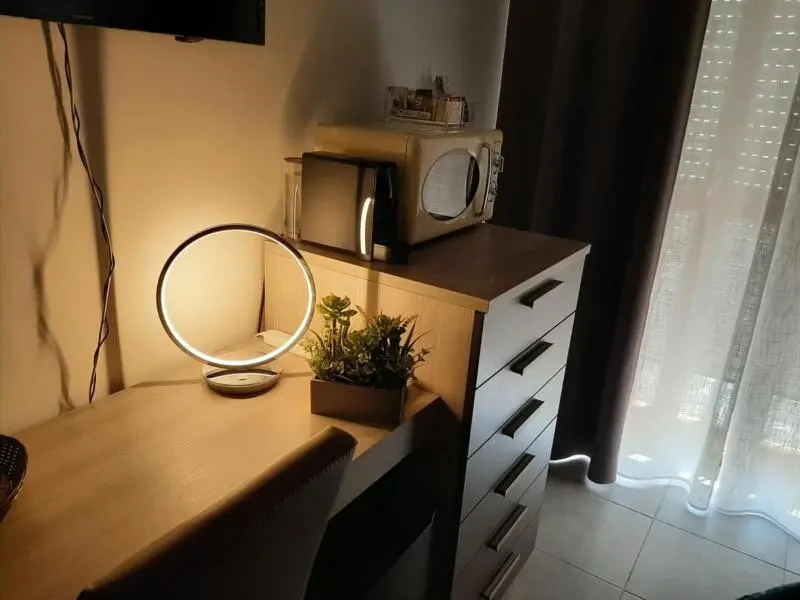 Comfort room