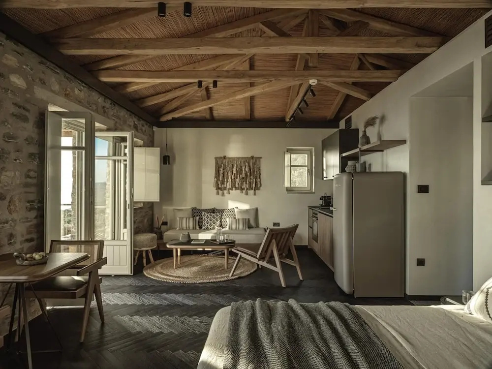 Athena Suite by Peliva Nature Suites