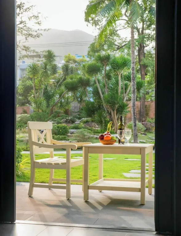 Executive Double room with garden view (full double bed)