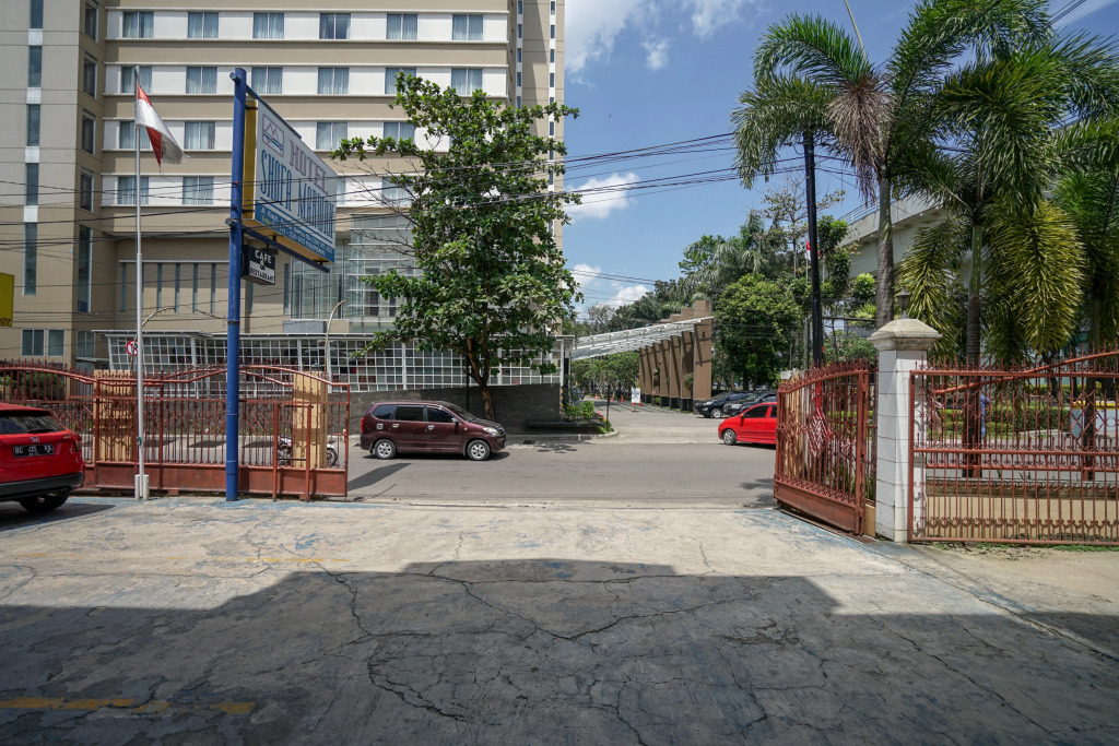 Image 12
