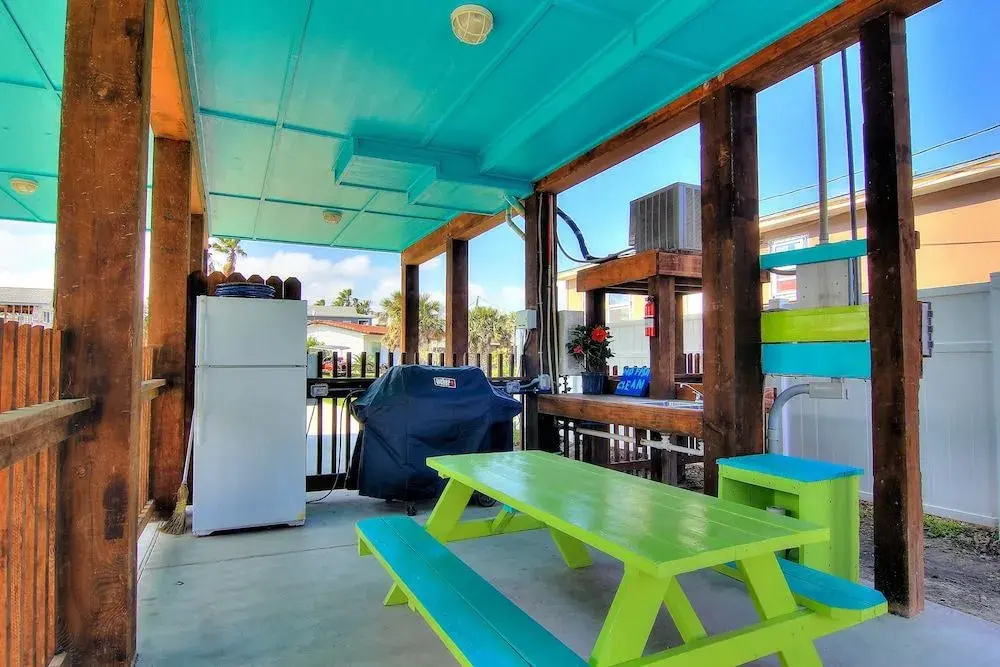 Blue Lagoon 307 by RedAwning