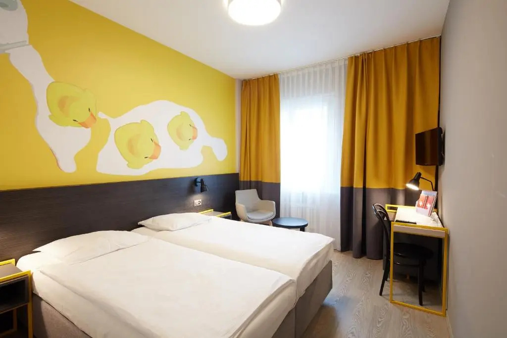 Superior Double room (full double bed)