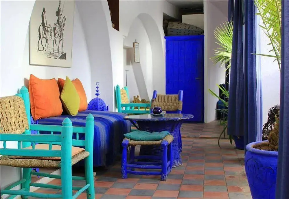 Riad Chouia Chouia - Général