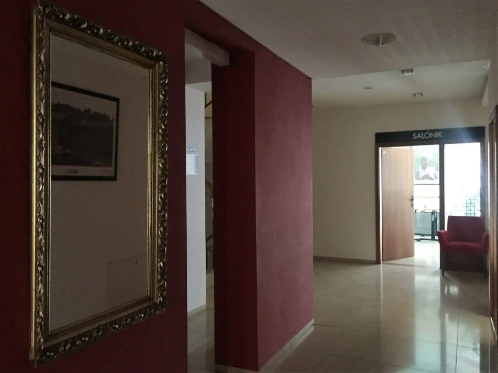 Hotel Maxim - Général