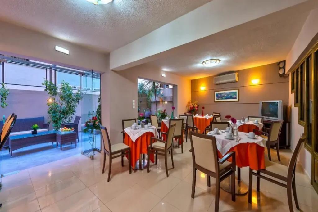 Leonidas Hotel & Apartments - Général