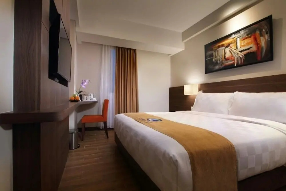 Одноместный номер Superior двуспальная кровать в Core Hotel Yogyakarta