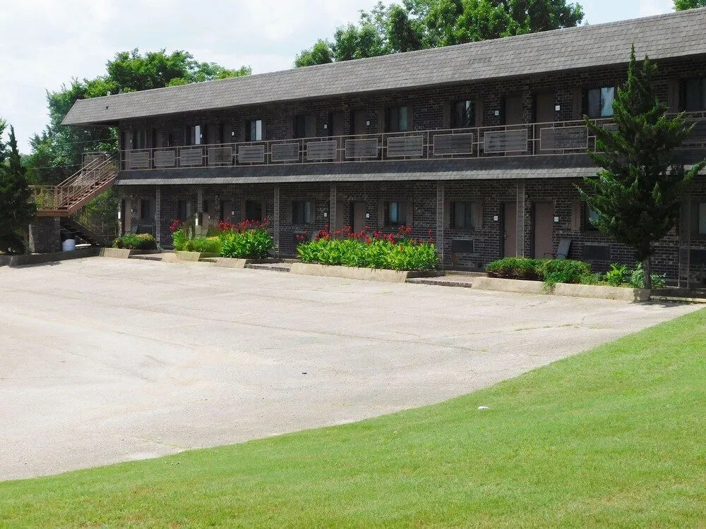 Cedar Glade Resort
