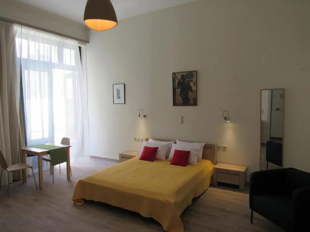 Studio with garden view