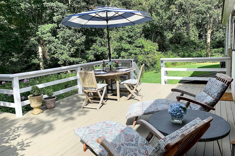 1 Mi to Nauset Beach: Upscale Orleans Home w/ Deck